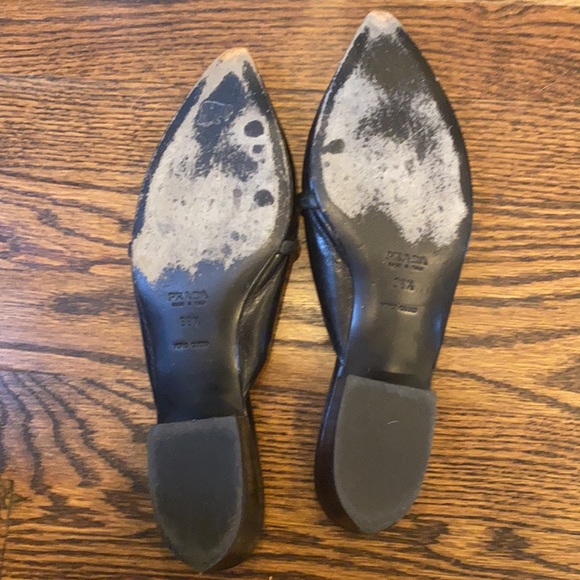 Prada slides - Picture 2 of 2
